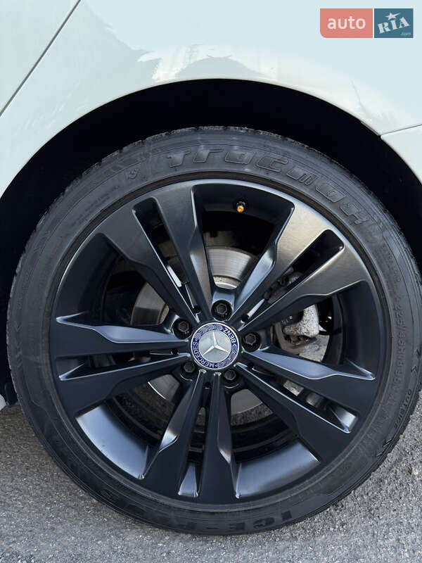 Седан Mercedes-Benz CLA-Class 2013 в Луцке