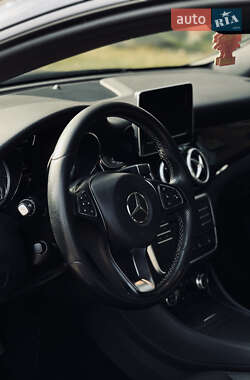 Седан Mercedes-Benz CLA-Class 2015 в 