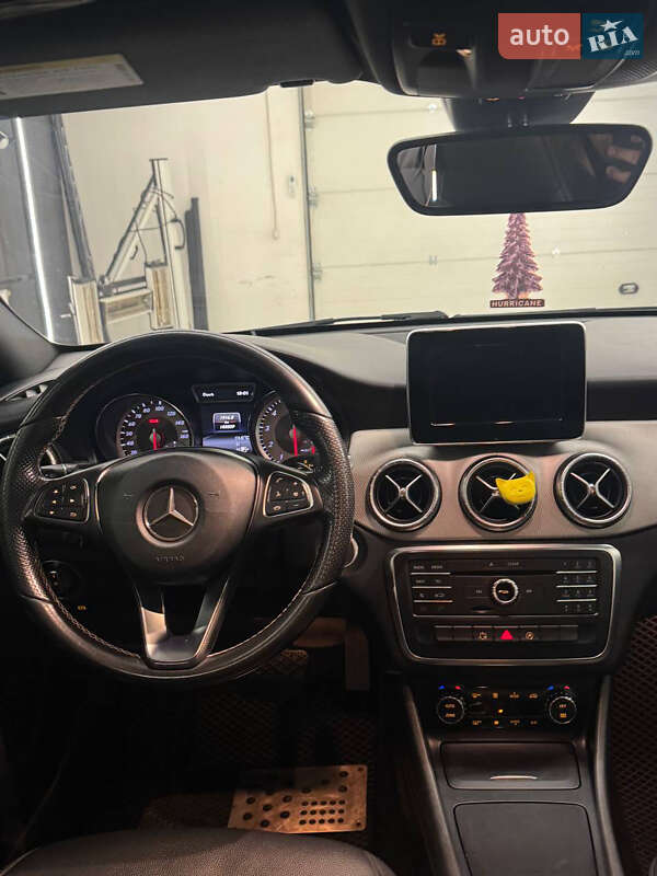 Седан Mercedes-Benz CLA-Class 2015 в Дніпрі