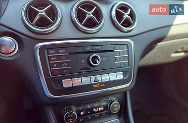 Седан Mercedes-Benz CLA-Class 2017 в 
