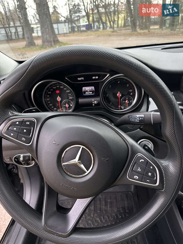 Универсал Mercedes-Benz CLA-Class 2017 в Львове
