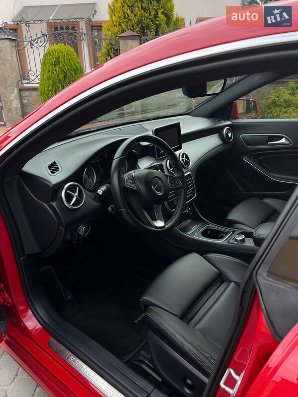 Седан Mercedes-Benz CLA-Class 2016 в Львове