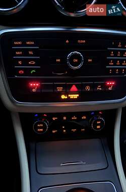 Седан Mercedes-Benz CLA-Class 2016 в 