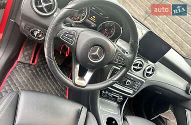 Седан Mercedes-Benz CLA-Class 2017 в 