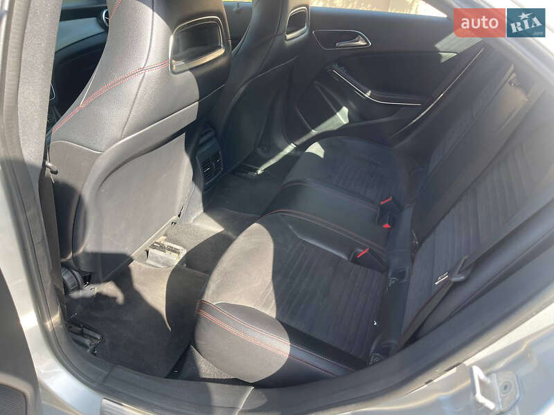 Седан Mercedes-Benz CLA-Class 2015 в Харкові