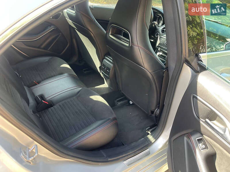 Седан Mercedes-Benz CLA-Class 2015 в Харкові