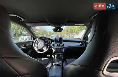 Седан Mercedes-Benz CLA-Class 2015 в 