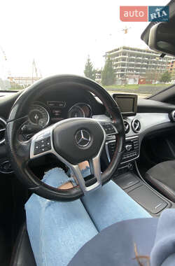 Седан Mercedes-Benz CLA-Class 2013 в 