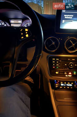 Седан Mercedes-Benz CLA-Class 2015 в 