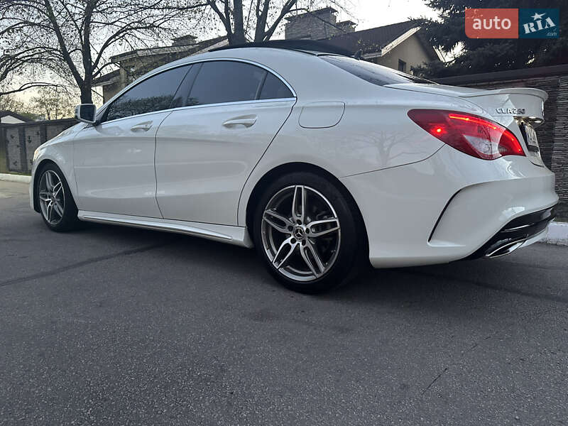 Седан Mercedes-Benz CLA-Class 2017 в Дніпрі