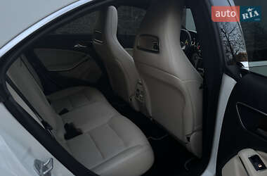 Седан Mercedes-Benz CLA-Class 2017 в 
