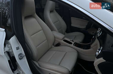 Седан Mercedes-Benz CLA-Class 2017 в 
