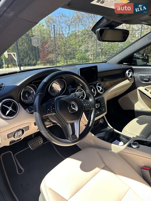 Седан Mercedes-Benz CLA-Class 2013 в Запорожье