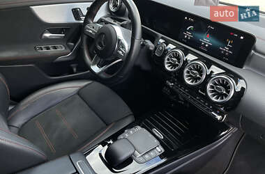 Седан Mercedes-Benz CLA-Class 2021 в 