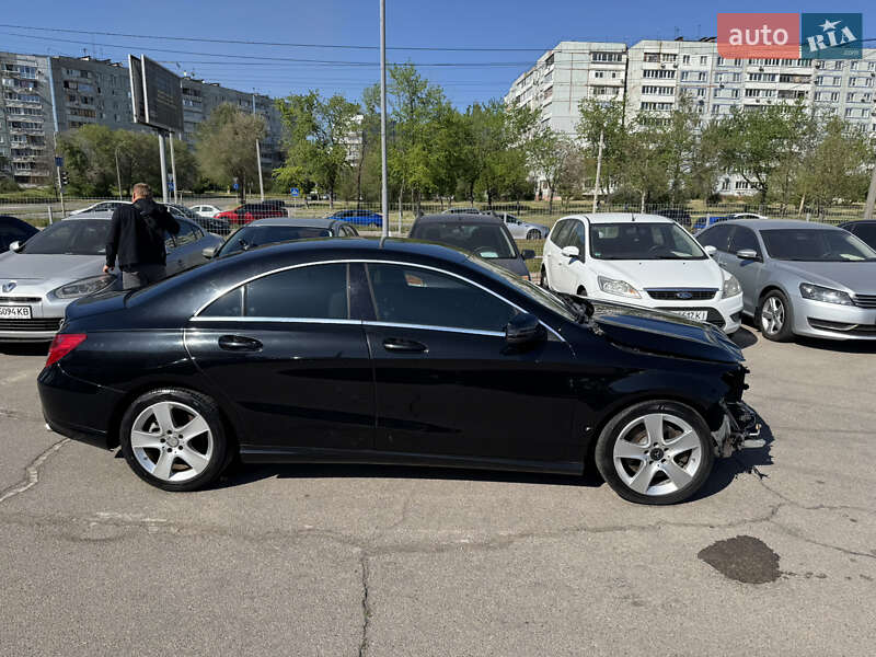 Седан Mercedes-Benz CLA-Class 2015 в Запорожье