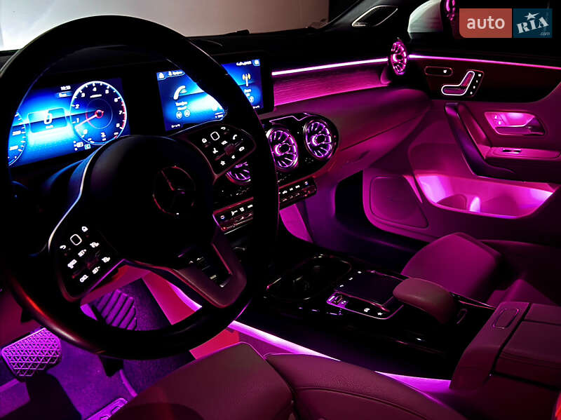 Седан Mercedes-Benz CLA-Class 2019 в Киеве