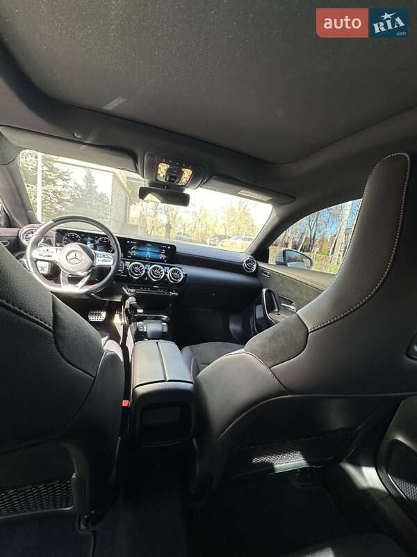 Седан Mercedes-Benz CLA-Class 2022 в Чернигове