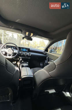 Седан Mercedes-Benz CLA-Class 2022 в 