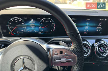 Седан Mercedes-Benz CLA-Class 2022 в 