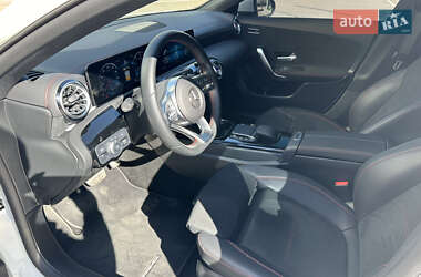 Седан Mercedes-Benz CLA-Class 2022 в 