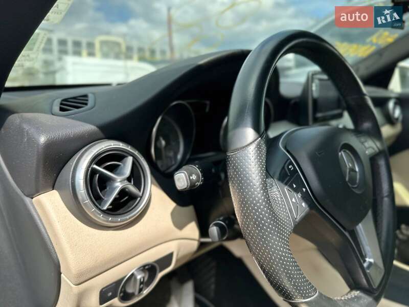 Седан Mercedes-Benz CLA-Class 2014 в Львове фото 9 Седан Mercedes-Benz CLA-Class 2014 в Львове