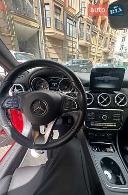Седан Mercedes-Benz CLA-Class 2017 в 