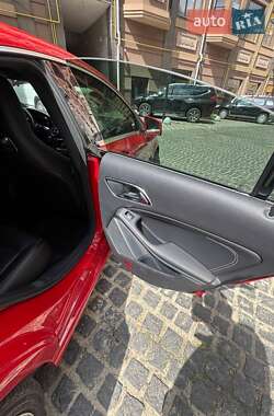 Седан Mercedes-Benz CLA-Class 2017 в 