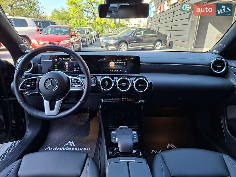Седан Mercedes-Benz CLA-Class 2022 в Одессе