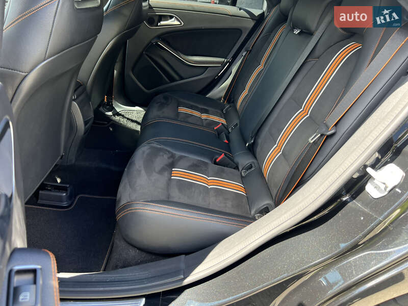 Седан Mercedes-Benz CLA-Class 2015 в Киеве фото 12 Седан Mercedes-Benz CLA-Class 2015 в Киеве