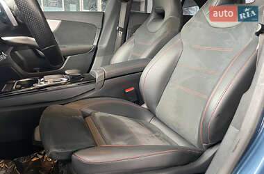 Седан Mercedes-Benz CLA-Class 2019 в 