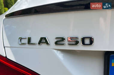 Седан Mercedes-Benz CLA-Class 2018 в 