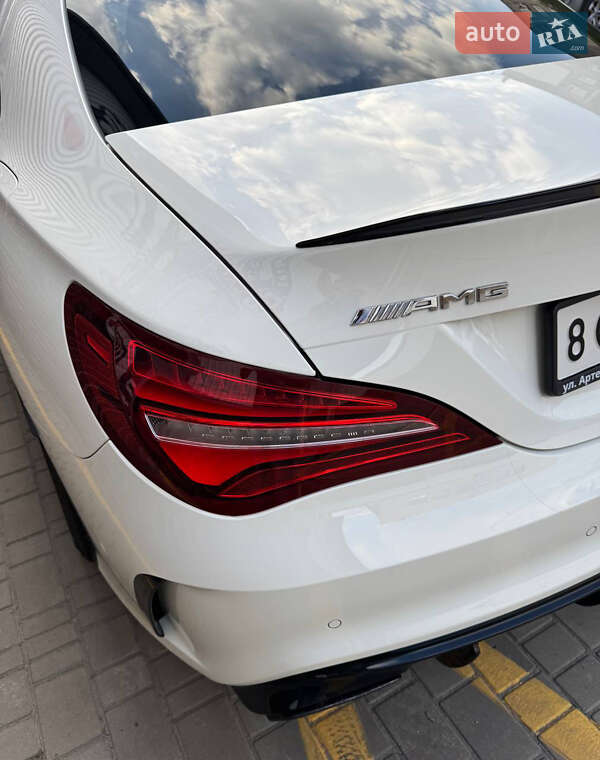 Седан Mercedes-Benz CLA-Class 2016 в Днепре
