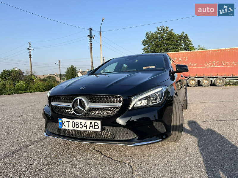 Универсал Mercedes-Benz CLA-Class 2018 в 