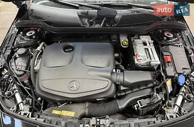 Седан Mercedes-Benz CLA-Class 2015 в 