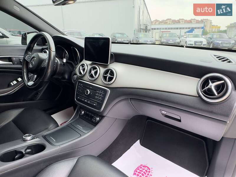 Седан Mercedes-Benz CLA-Class 2014 в Львові