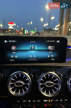 Седан Mercedes-Benz CLA-Class 2020 в 
