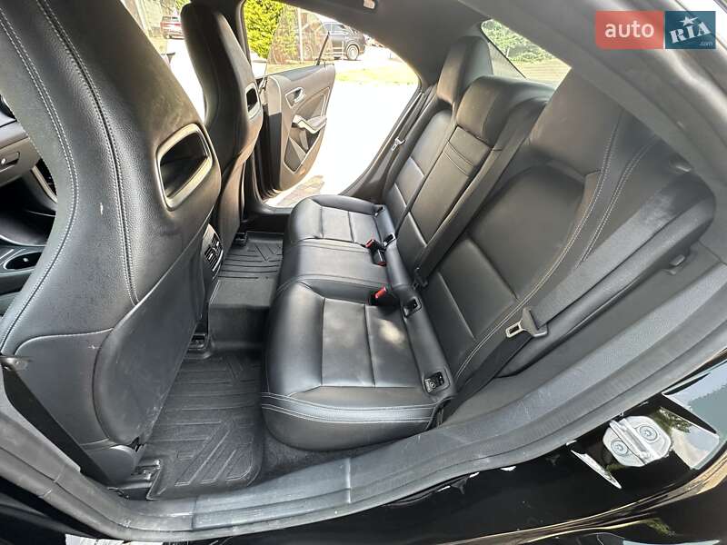 Седан Mercedes-Benz CLA-Class 2019 в Одессе