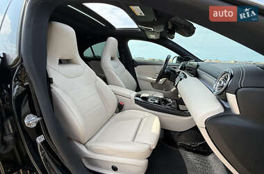Седан Mercedes-Benz CLA-Class 2019 в 