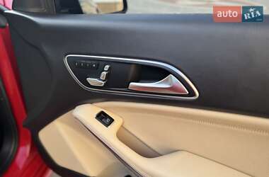 Седан Mercedes-Benz CLA-Class 2018 в 