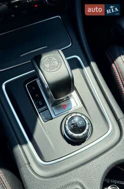 Седан Mercedes-Benz CLA-Class 2019 в 