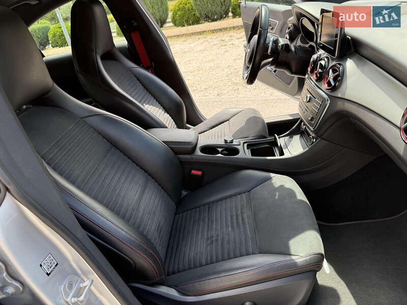 Седан Mercedes-Benz CLA-Class 2015 в Днепре