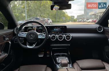 Седан Mercedes-Benz CLA-Class 2022 в 