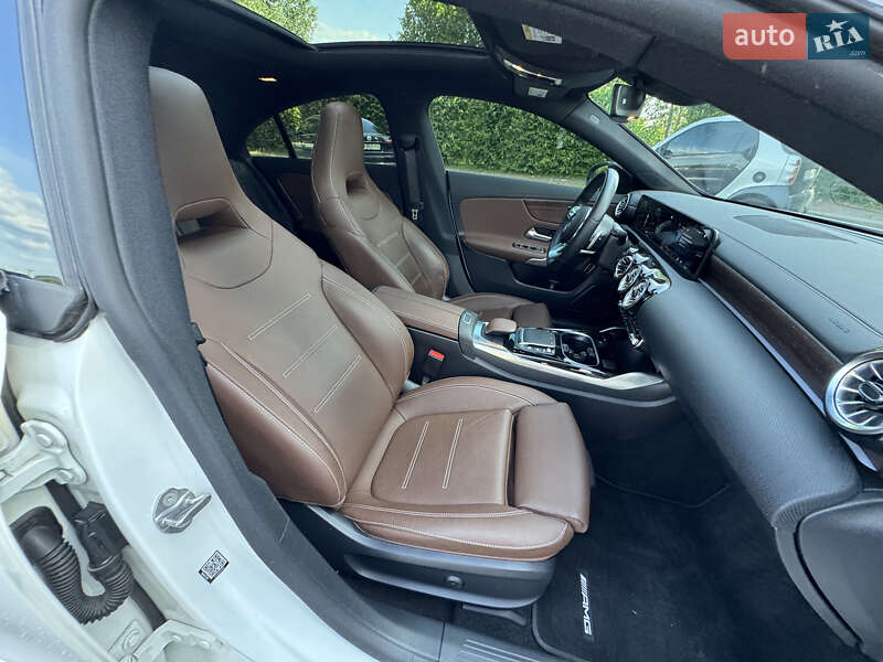 Седан Mercedes-Benz CLA-Class 2022 в Києві