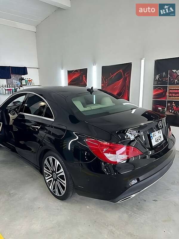 Седан Mercedes-Benz CLA-Class 2018 в 