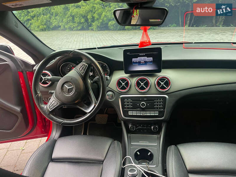 Седан Mercedes-Benz CLA-Class 2018 в Калуше