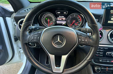 Седан Mercedes-Benz CLA-Class 2013 в 