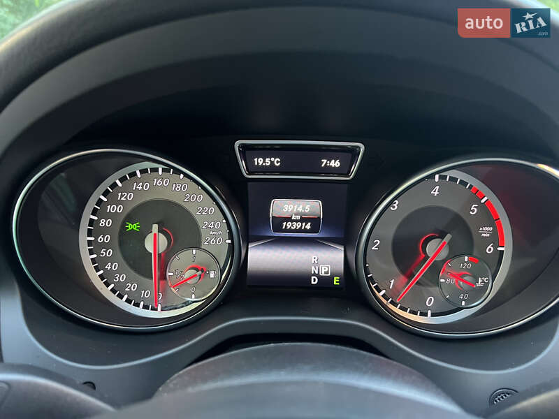 Седан Mercedes-Benz CLA-Class 2013 в Киеве