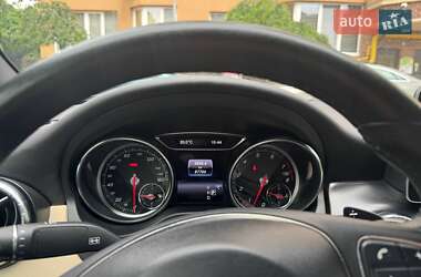 Седан Mercedes-Benz CLA-Class 2018 в 