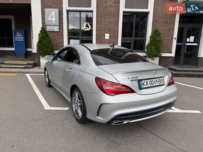 Седан Mercedes-Benz CLA-Class 2017 в Киеве