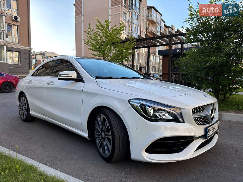 Седан Mercedes-Benz CLA-Class 2018 в Киеве